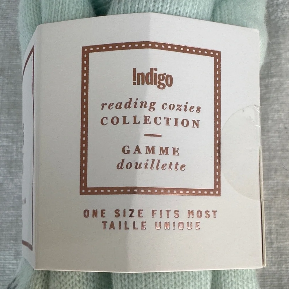 Indigo Reading Socks with Eye Print NWT OS